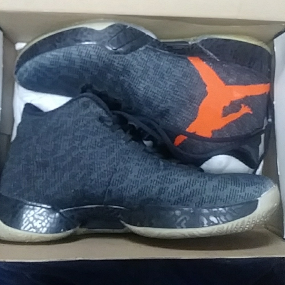 A pair of Jordan xx9 (29)